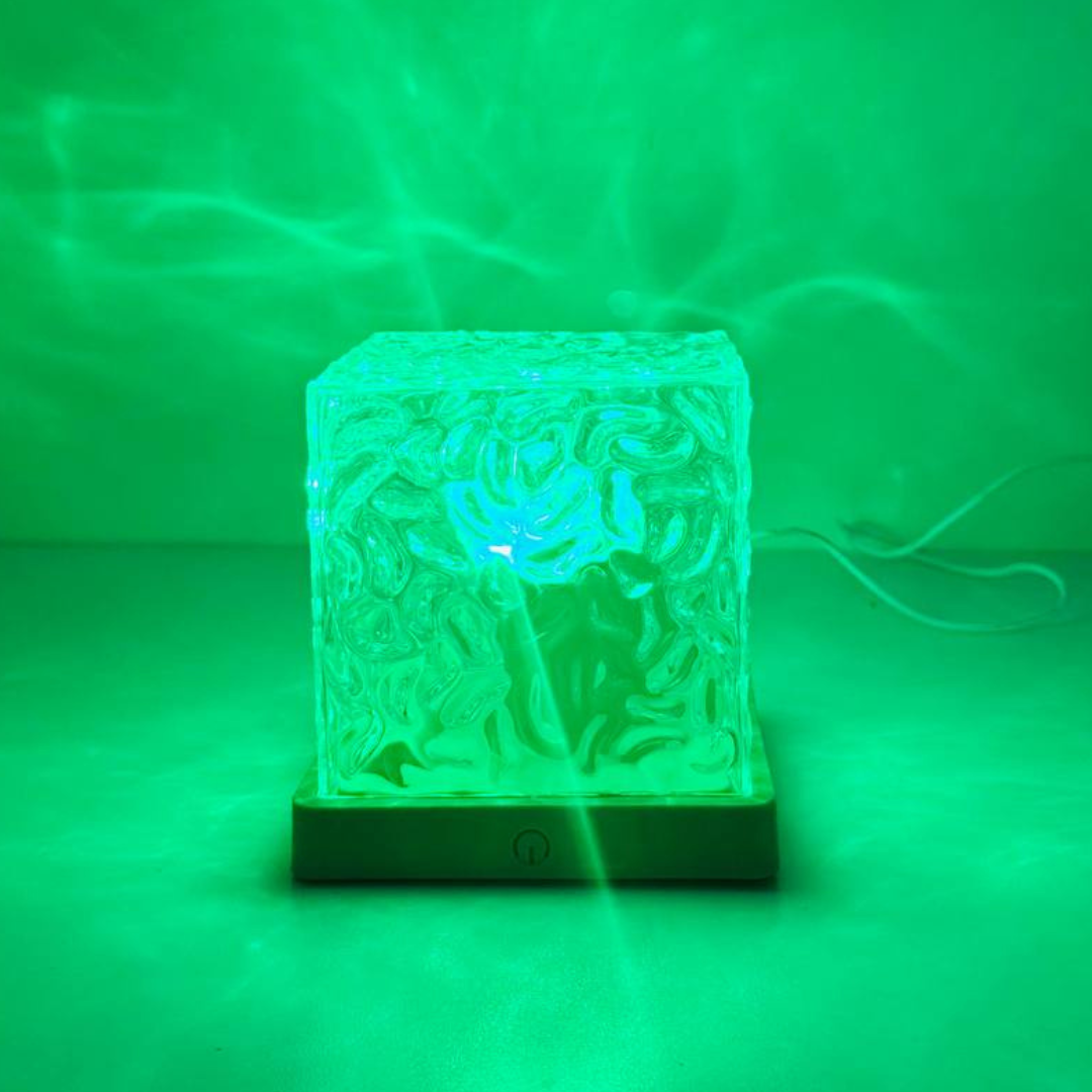 Dynamic water lamp