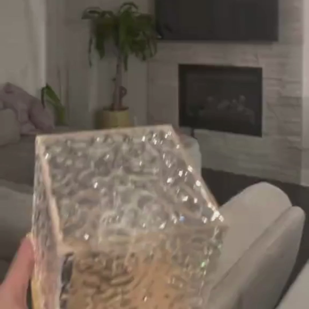 Dynamic water lamp